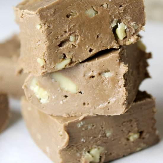 Five Minute Fudge - Recipe photo by banjo3
