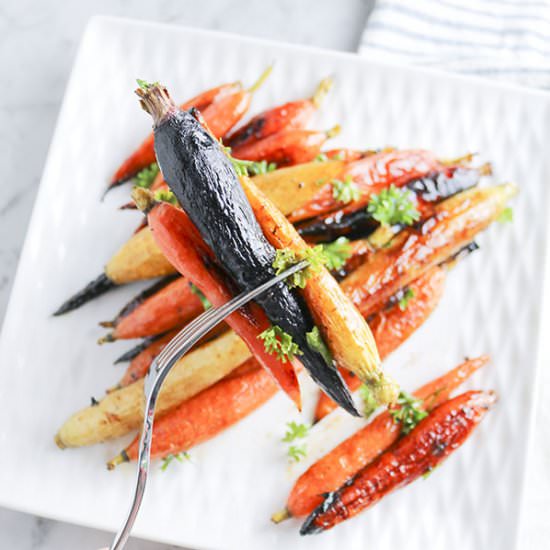 Sweet Hot Honey Carrots - Recipe photo by NOMasteKitchen