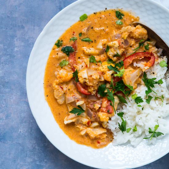 Red curry with cauliflower - Recipe photo by Stinnagm