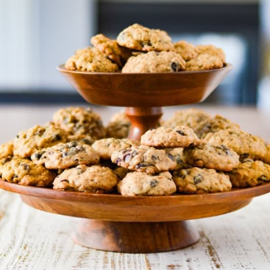 Oatmeal Raisin Cookies - Recipe photo by linger