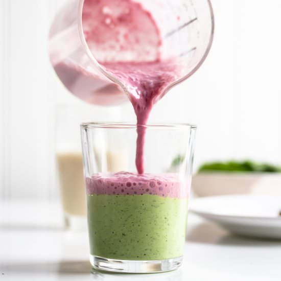 Raspberry Pistachio Power Smoothie - Recipe photo by Inspector Gorgeous