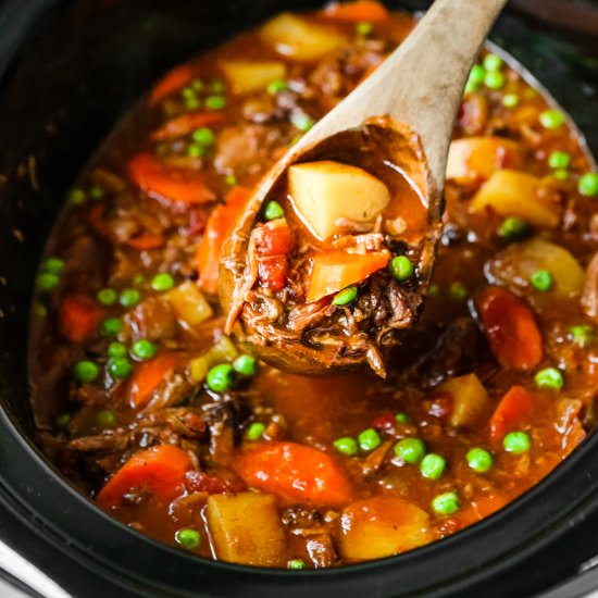 Slow Cooker Oxtail Stew - Recipe photo by Mommys Home Cooking