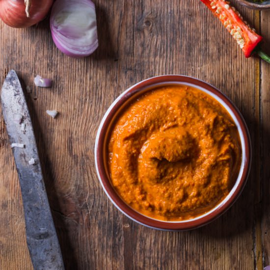Thai red curry paste - Recipe photo by Properfoodie
