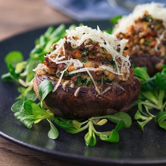 Minced Beef Stuffed Mushrooms - Recipe photo by Brian Jones