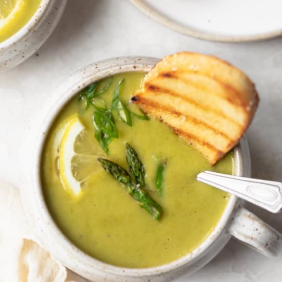 Vegan Asparagus Soup - Recipe photo by feelgoodfoodie1