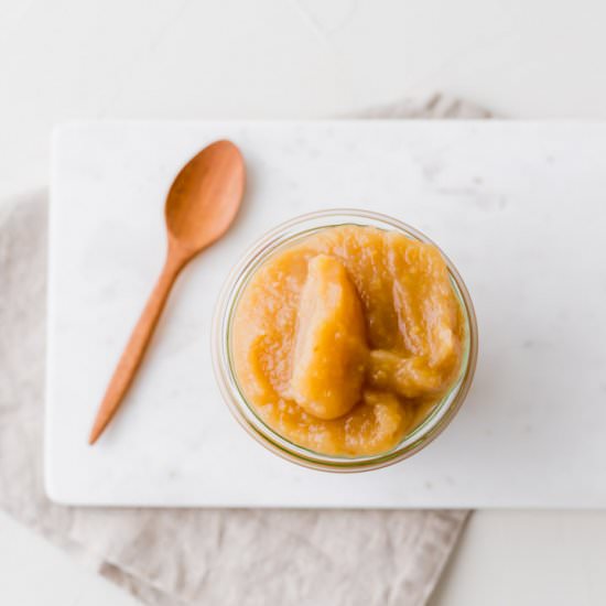Homemade Unsweetened Applesauce - Recipe photo by aline_made