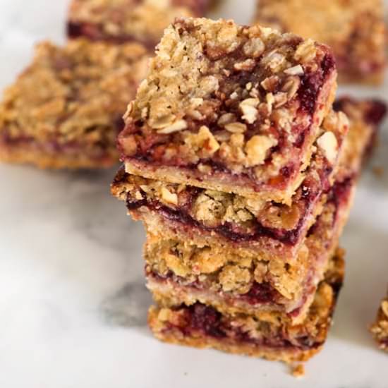 Cherry Streusel Bas - Recipe photo by Barbara Curry