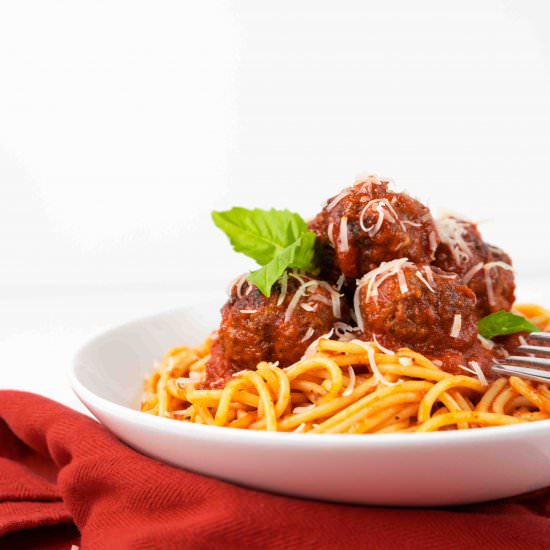 Classic Spaghetti and Meatballs - Recipe photo by sipandspice
