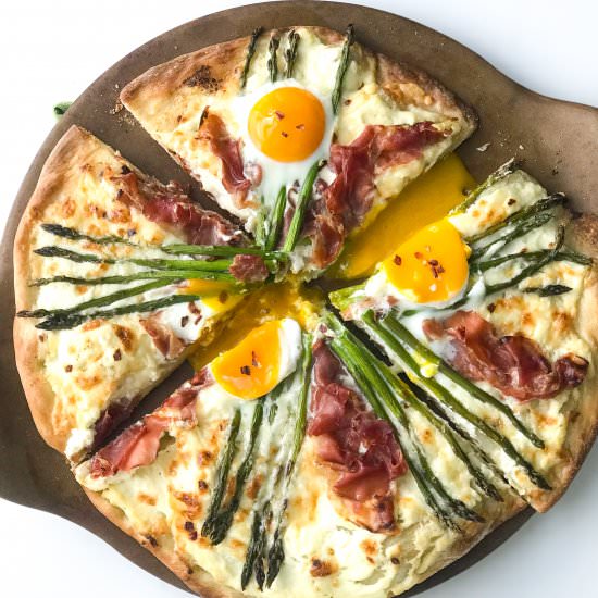 Springtime Pizza - Recipe photo by Nictastingspoon