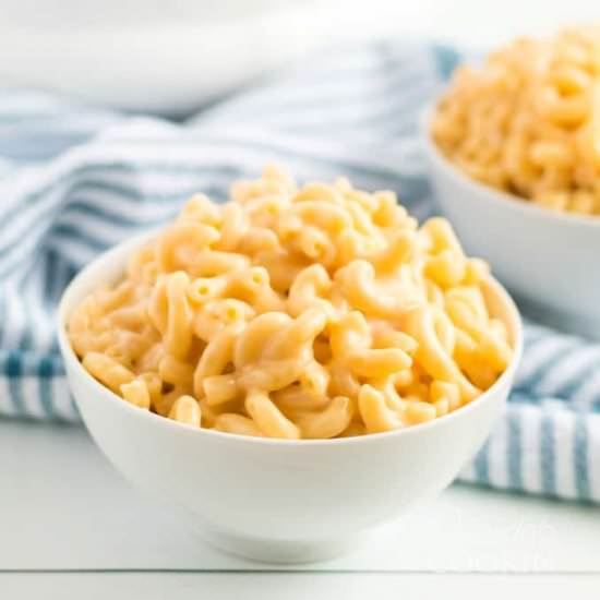 Easy Stovetop Mac and Cheese - Recipe photo by amandascookin
