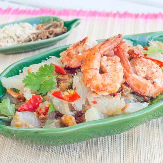 Thai Pawn & Pomelo Salad - Recipe photo by mrspskitchen