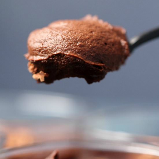 Vegan Chocolate Avocado Mousse - Recipe photo by lovingitvegan