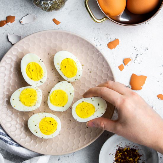 Instant Pot Hard Boiled Eggs - Recipe photo by Veronikas Kitchen