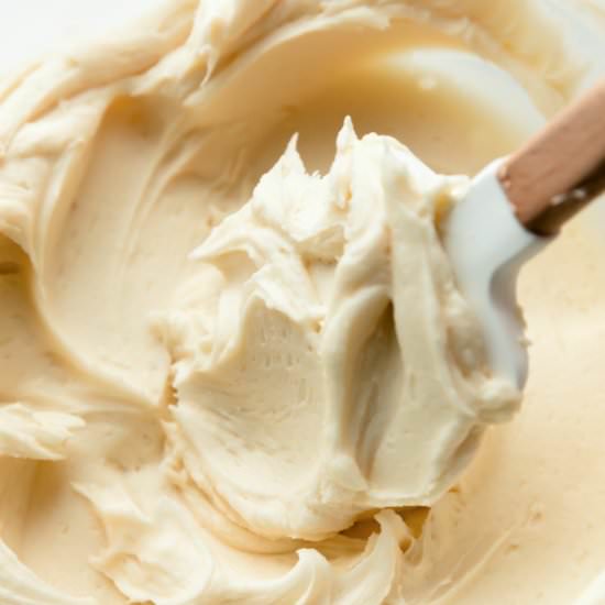 Champagne Frosting - Recipe photo by sallysbakingaddiction