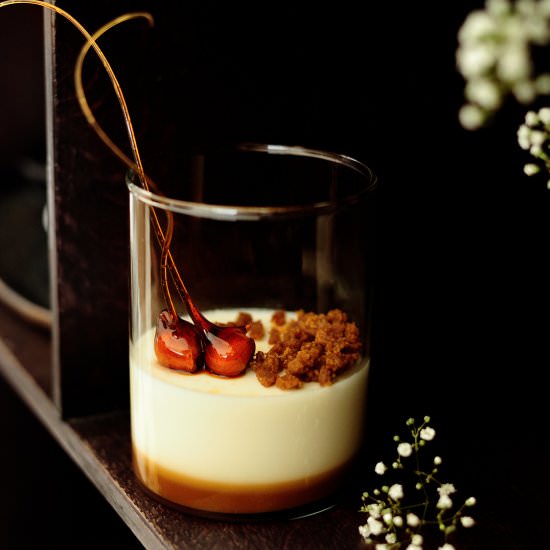 Panna cotta with salted caramel - Recipe photo by servingdumplings