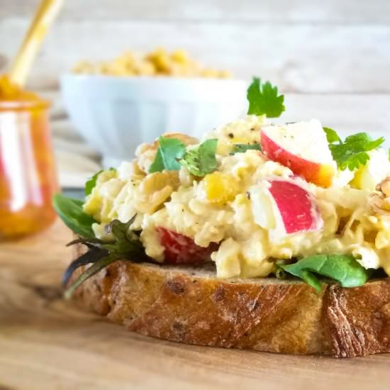 Curried Chickpea Salad With Apples - Recipe photo by The Cosmic Cookie Jar