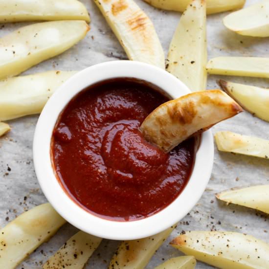 Easy Homemade Ketchup - Recipe photo by TheVegan8