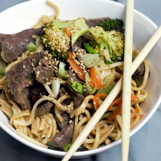 Broccoli Beef Lo mein - Recipe photo by DeliciousbyDesign