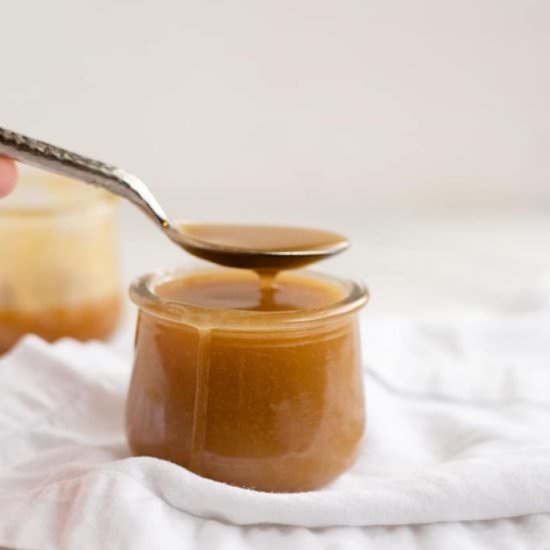 Butterscotch Sauce Recipe - Recipe photo by SundaySupper