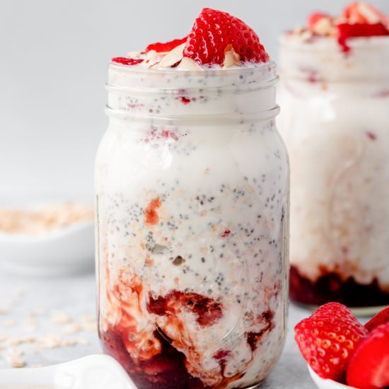 Strawberry Overnight Oats - Recipe photo by thepracticalrd
