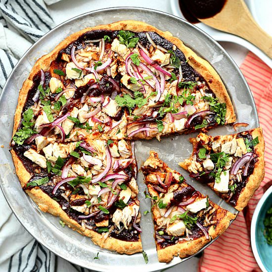 Cauliflower Crust BBQ Chicken Pizza - Recipe photo by Delightful Mom Food
