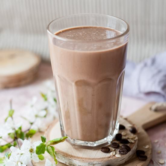 Coffee banana smoothie - Recipe photo by everyday-delicious.com