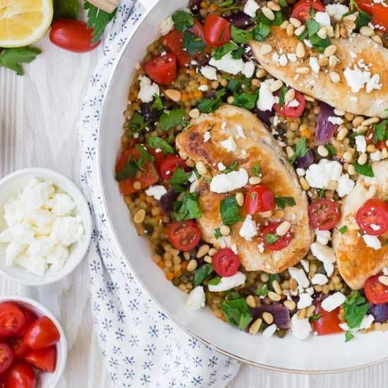 One Pan Mediterranean Chicken - Recipe photo by rachelcooksblog