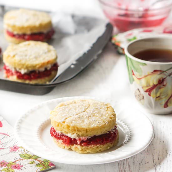 Mini Low Carb Victoria Sponge Cakes - Recipe photo by MyLifeCookbook