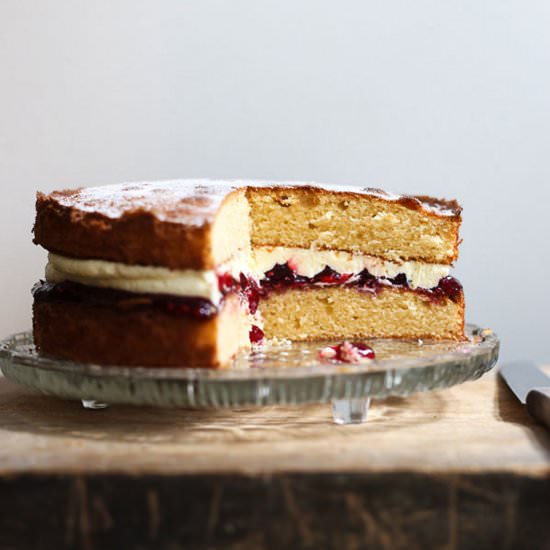 Victoria Sponge - Recipe photo by fromthelarder