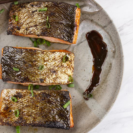 Honey Ginger Wasabi Salmon - Recipe photo by glxrecipes
