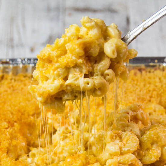 Easy Smoked Mac & Cheese - Recipe photo by TheBBQBuddha