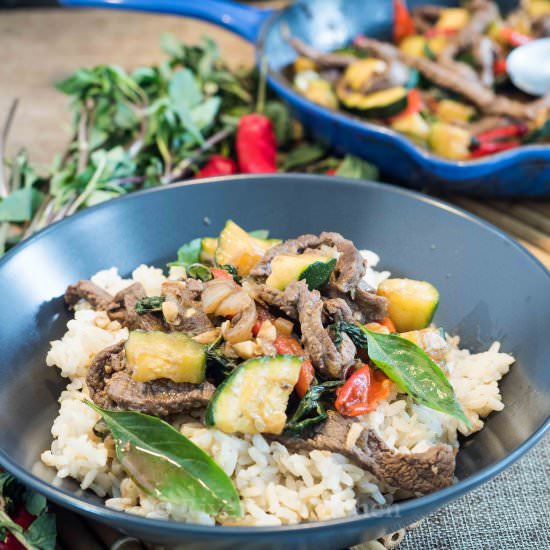 THAI BASIL BEEF ZUCCHINI STIR-FRY - Recipe photo by Rivertenkitchen