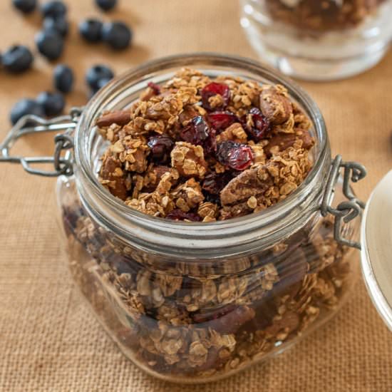 Easy Granola with Coconut Sugar - Recipe photo by culinaryginger