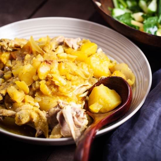 Slow Cooker Chicken & Potatoes - Recipe photo by Mychefsapron