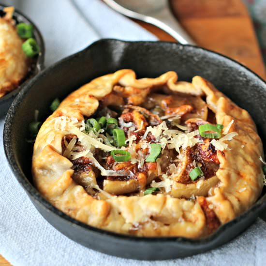 CHEESY BUTTERNUT SQUASH AND APPLE - Recipe photo by athomewithrebecka