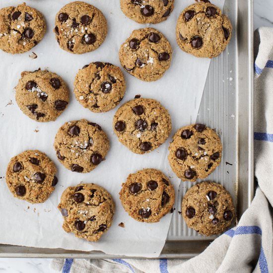 Flourless Chocolate Chip Cookies - Recipe photo by PicklesNHoney