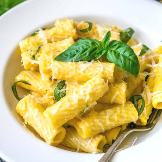 Butternut Squash Alfredo Pasta - Recipe photo by Babaganosh