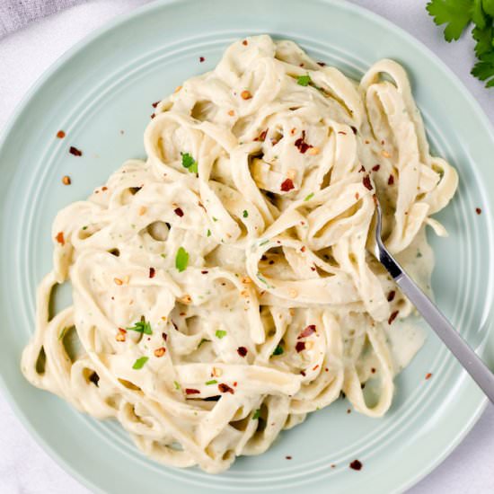 Creamy Cauliflower Alfredo - Recipe photo by spinach4breakfast