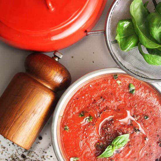 Simple tomato basil soup - Recipe photo by simple artistic cooking