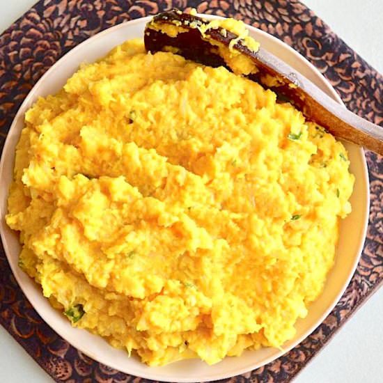 Cheesy Mashed Cauliflower - Recipe photo by jeanieandluluskitchen