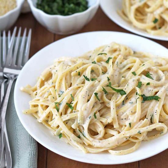 Creamy Vegan Garlic Pasta - Recipe photo by Delightful Adventures
