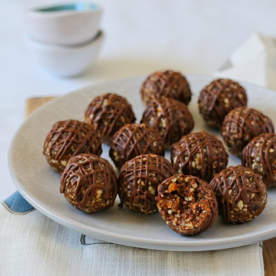 Hot cross bun bliss balls - Recipe photo by vanillafrost4