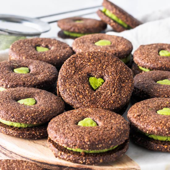 Matcha Vegan Oreos - Recipe photo by piesandtacos