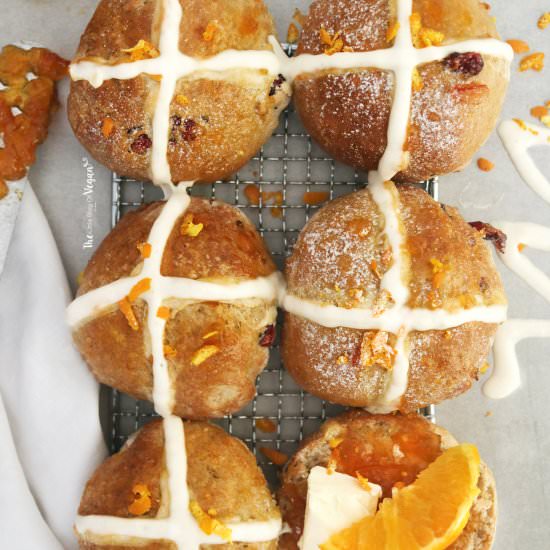 Orange hot cross buns - Recipe photo by The Little Blog of Vegan