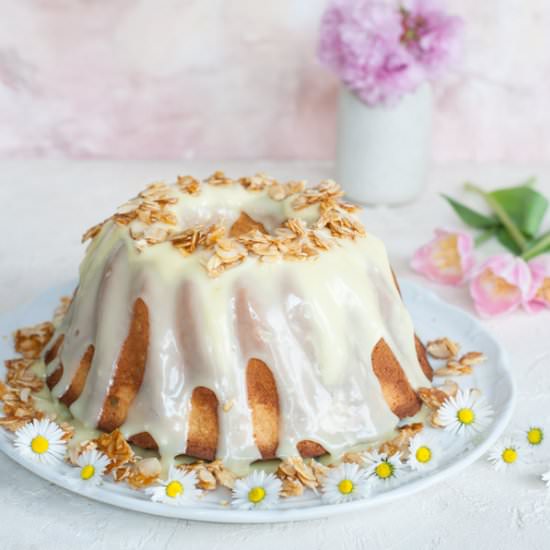 Almond bundt cake - Recipe photo by everyday-delicious.com