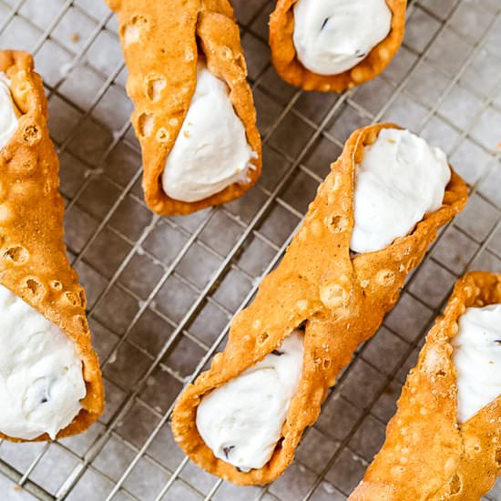 How to Make Cannoli Cream - Recipe photo by FoodFolksandFun
