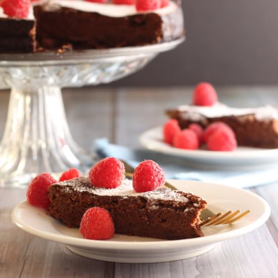 Keto Chocolate Cake - Recipe photo by HugForYourBelly