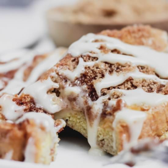Cinnamon Roll Bake French Toast - Recipe photo by Lolosdesserts