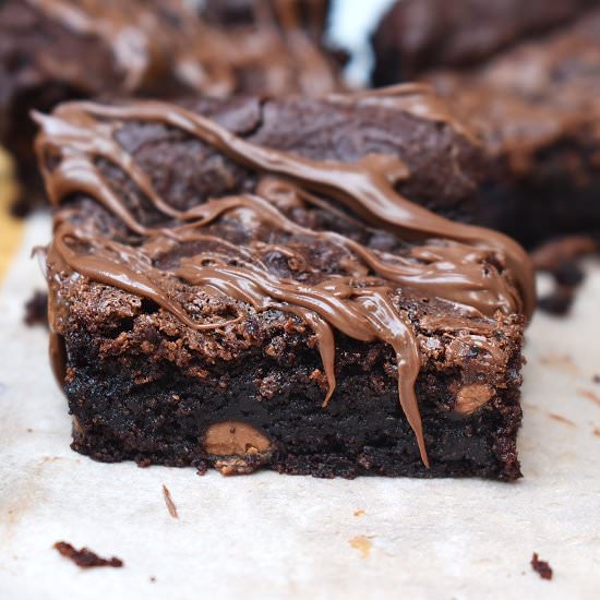Healthy Chocolate Cookie Bars - Recipe photo by lightscamerabake