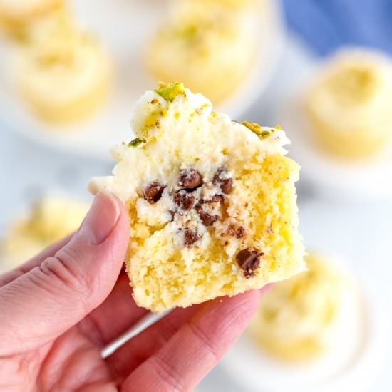 Cannoli Cupcakes - Recipe photo by FoodFolksandFun